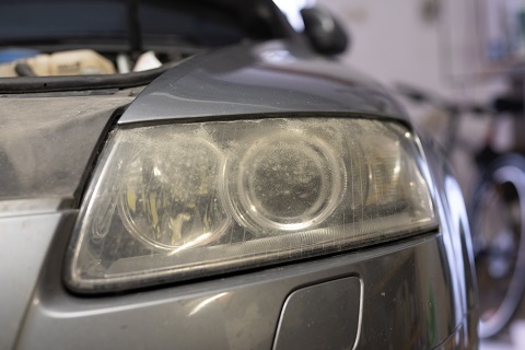 Audi A6 lámpa búra polírozás